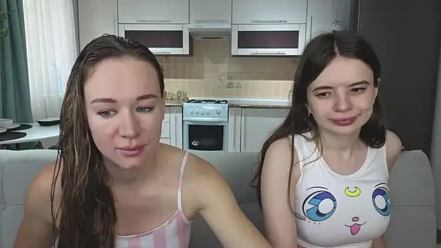 Snapshot of Naughty_Alice chatting on February 20, 6:10 am Naughty Alice online show from February 20, 6:10 am