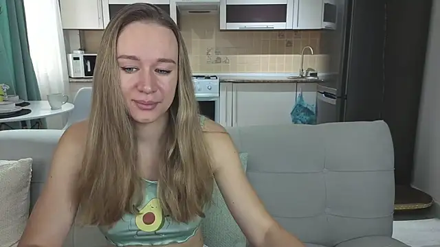 Snapshot of Naughty_Alice chatting on February 25, 6:23 am Naughty Alice online show from February 25, 6:23 am