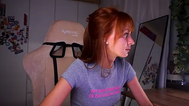 Snapshot of Liuba_Fox chatting on July 8, 8:13 pm Liuba Fox online show from July 8, 8:13 pm