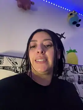 Snapshot of Sofhi_corolinne31 chatting on February 26, 9:48 pm Sofhi corolinne31 online show from February 26, 9:48 pm