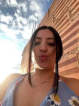 Snapshot of Sofhi_corolinne31 chatting on March 12, 10:28 pm Sofhi corolinne31 online show from March 12, 10:28 pm