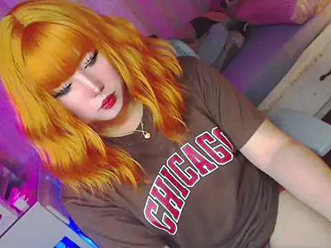 Snapshot of HOTnWILDalice chatting on April 23, 7:30 am HOTnWILDalice online show from April 23, 7:30 am