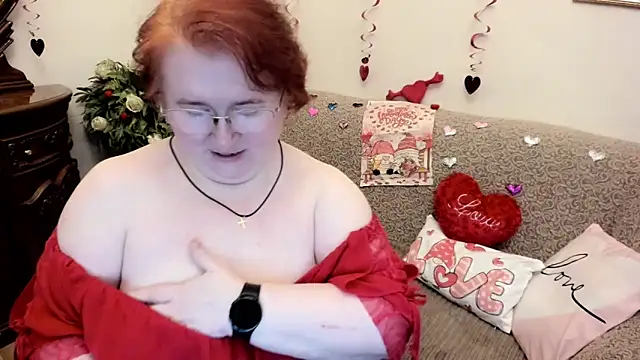 leiamillersonn online show from February 11, 6:35 pm