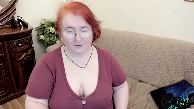 leiamillersonn online show from March 12, 8:31 am