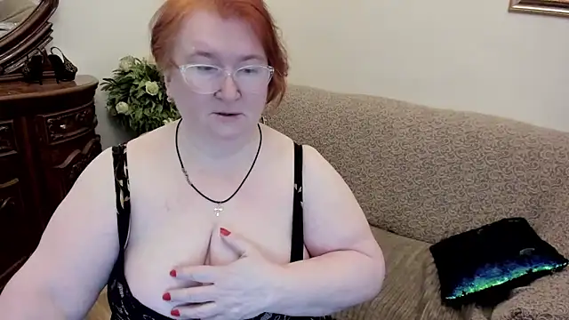 Snapshot of leiamillersonn chatting on April 28, 3:55 am leiamillersonn online show from April 28, 3:55 am