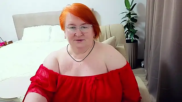 leiamillersonn online show from July 7, 7:51 pm