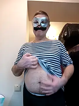 Snapshot of Pokaz2020 chatting on December 26, 1:54 pm Pokaz2020 online show from December 26, 1:54 pm