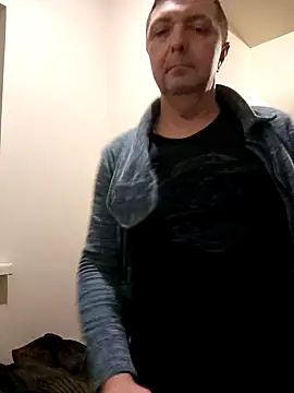 Snapshot of Pokaz2020 chatting on January 4, 8:37 pm Pokaz2020 online show from January 4, 8:37 pm