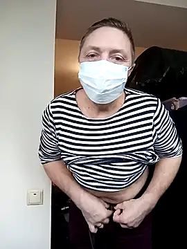 Snapshot of Pokaz2020 chatting on January 13, 1:17 pm Pokaz2020 online show from January 13, 1:17 pm