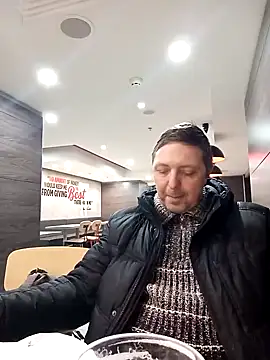 Snapshot of Pokaz2020 chatting on February 10, 8:42 pm Pokaz2020 online show from February 10, 8:42 pm