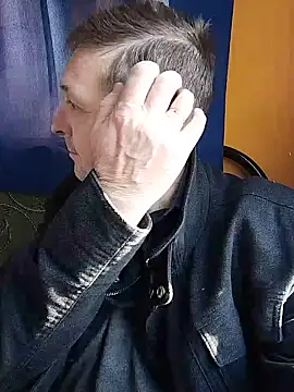 Snapshot of Pokaz2020 chatting on March 9, 7:45 am Pokaz2020 online show from March 9, 7:45 am