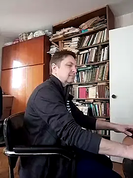 Pokaz2020 online show from April 7, 1:33 pm