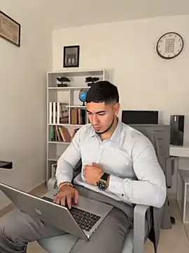 Snapshot of Dimitri_Colleman chatting on August 9, 1:07 am Dimitri Colleman online show from August 9, 1:07 am