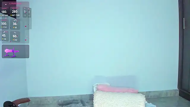 Sofi Smiley online show from February 12, 7:36 am