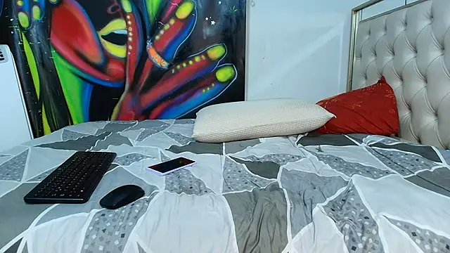 Snapshot of luna_sexxy chatting on January 28, 4:18 am luna sexxy online show from January 28, 4:18 am