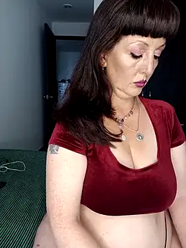 FireWoman online show from February 15, 5:31 pm