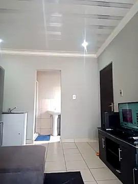 Snapshot of SQUITBOOTY chatting on February 11, 9:09 am SQUITBOOTY online show from February 11, 9:09 am