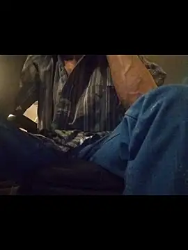 ROBERT0516 online show from February 1, 2:26 pm