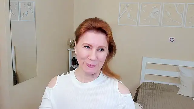 FoxySophia online show from February 26, 11:20 am