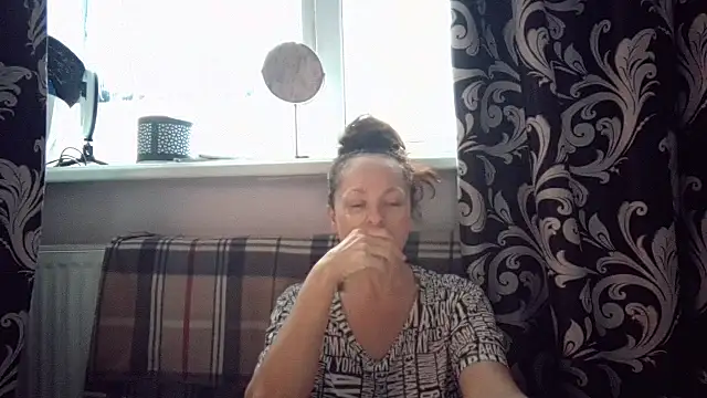 LindaStarS online show from January 10, 5:53 am