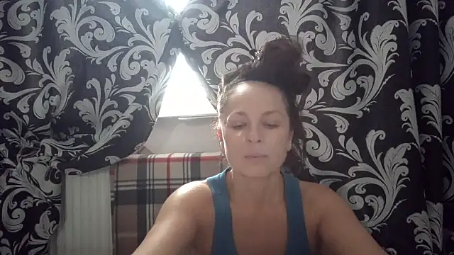 LindaStarS online show from February 7, 6:50 am