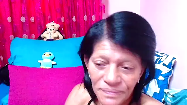 SLUTTYROXY online show from October 25, 5:37 am