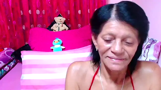 SLUTTYROXY online show from November 10, 5:34 pm