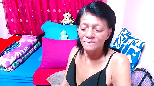 SLUTTYROXY online show from November 15, 5:20 pm