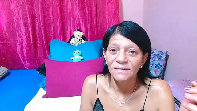 Snapshot of SLUTTYROXY chatting on February 10, 4:49 am SLUTTYROXY online show from February 10, 4:49 am