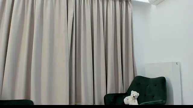 Snapshot of channel_3 chatting on January 20, 7:57 pm channel 3 online show from January 20, 7:57 pm