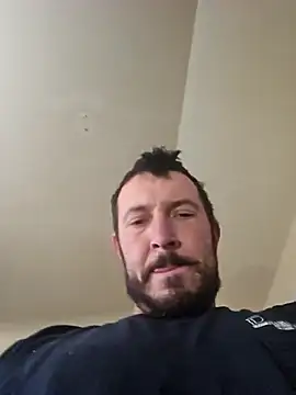 UncutHammer69 online show from December 5, 4:14 pm