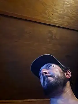 Snapshot of UncutHammer69 chatting on February 13, 2:46 pm UncutHammer69 online show from February 13, 2:46 pm