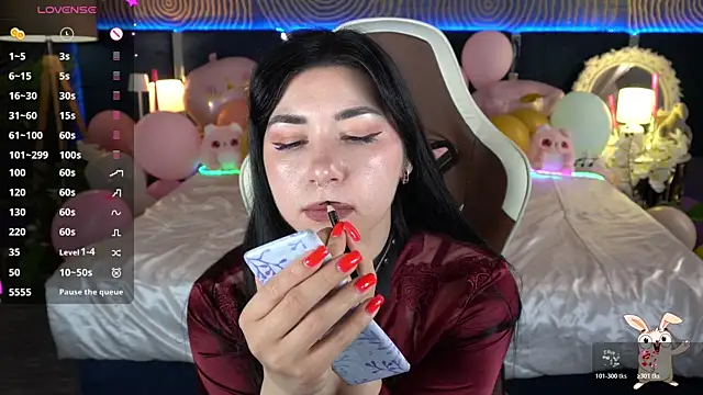 Snapshot of EmilyCandyy chatting on July 6, 5:59 am EmilyCandyy online show from July 6, 5:59 am
