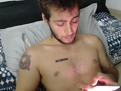 Snapshot of stevensanchez99 chatting on May 11, 5:13 am stevensanchez99 online show from May 11, 5:13 am