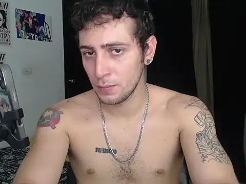 Snapshot of stevensanchez99 chatting on May 26, 5:42 pm stevensanchez99 online show from May 26, 5:42 pm
