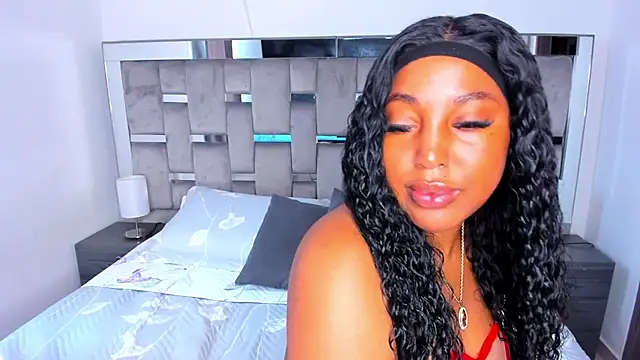 Cammiila online show from February 5, 4:14 pm