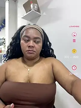 yanza2002 online show from May 20, 11:55 pm