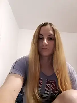 Claraxd8 online show from June 27, 12:04 am