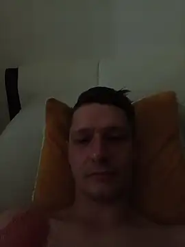 twinksbadboyhot online show from June 24, 3:38 am