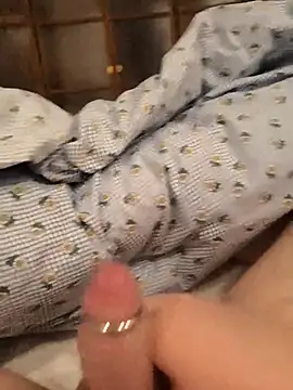 geilerboy2628 online show from April 12, 11:32 pm