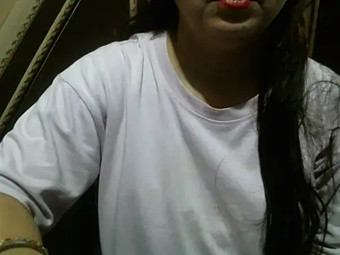 Snapshot of UrsMansi chatting on July 3, 3:35 am UrsMansi online show from July 3, 3:35 am