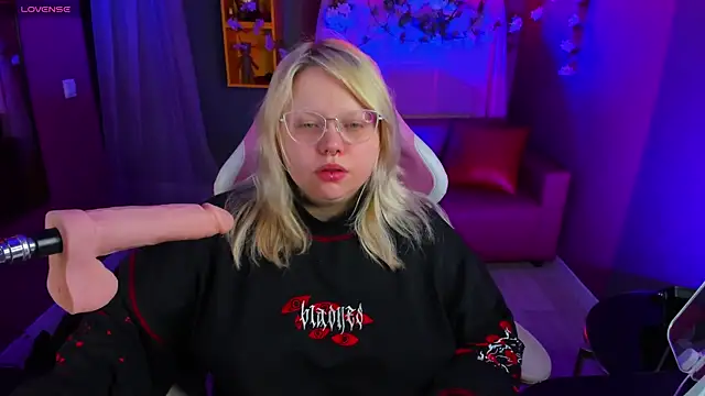 Yoki Shizuko online show from March 12, 6:52 am