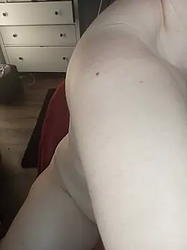 missdarling007 online show from June 15, 7:10 am