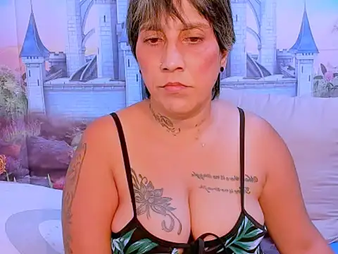 indianroxy online show from September 14, 9:25 pm