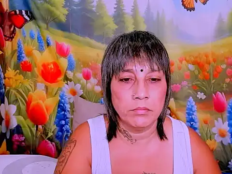 Snapshot of indianroxy chatting on February 21, 6:47 am indianroxy online show from February 21, 6:47 am