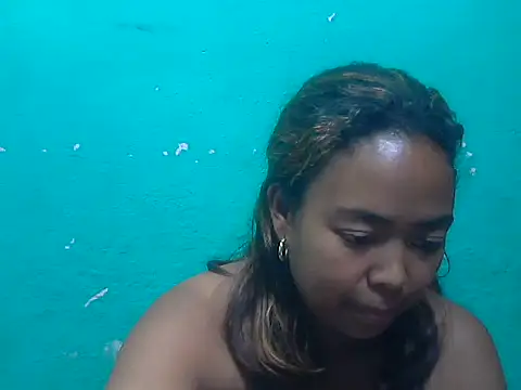 milkboobsgirl online show from March 1, 7:43 am