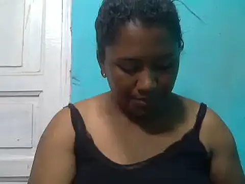 cutybigass online show from March 7, 6:05 pm