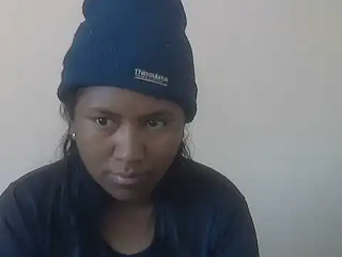cutybigass online show from June 28, 7:03 am
