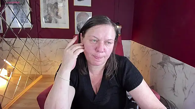 KellyPerfection online show from November 3, 6:31 pm