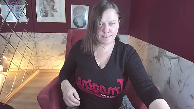 KellyPerfection online show from November 15, 5:27 am